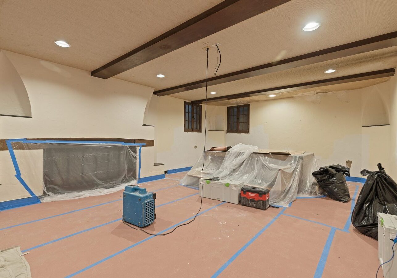 Loft Drywall & Plaster expert restoring interior plaster surfaces in Bridgeville, PA with detailed finishing techniques